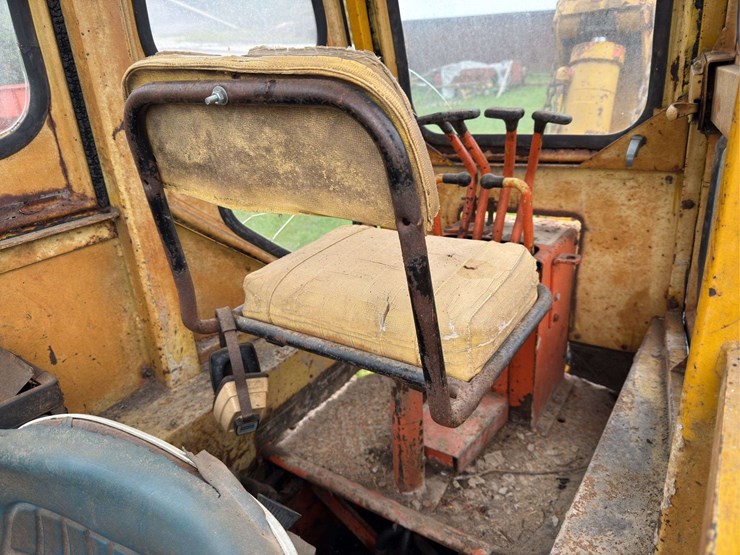 ford-backhoe-image-14