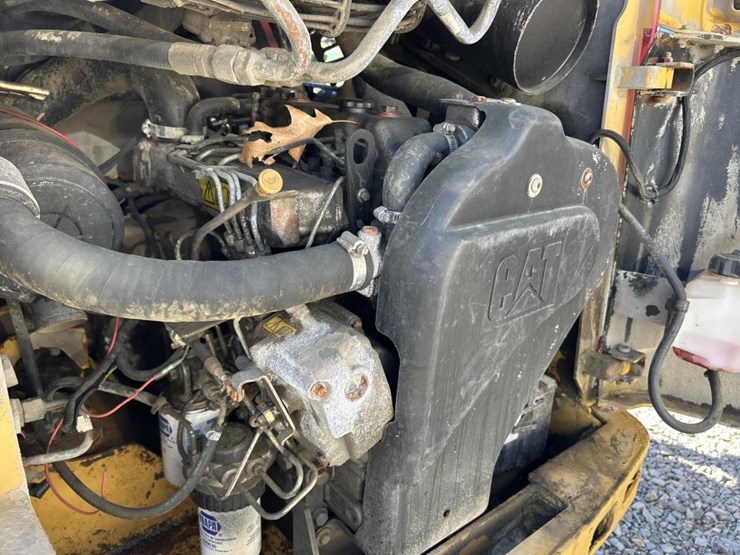 caterpillar-236-image-23