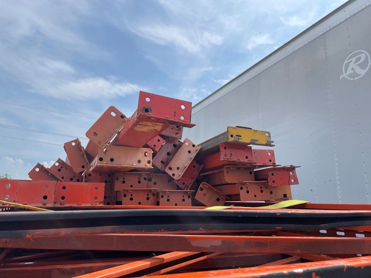 #1014-•-used-pallet-racking-cross-members-image-11