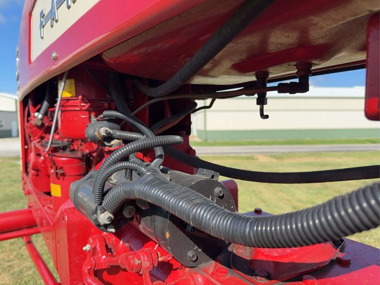 farmall-350-diesel-high-crop-image-59