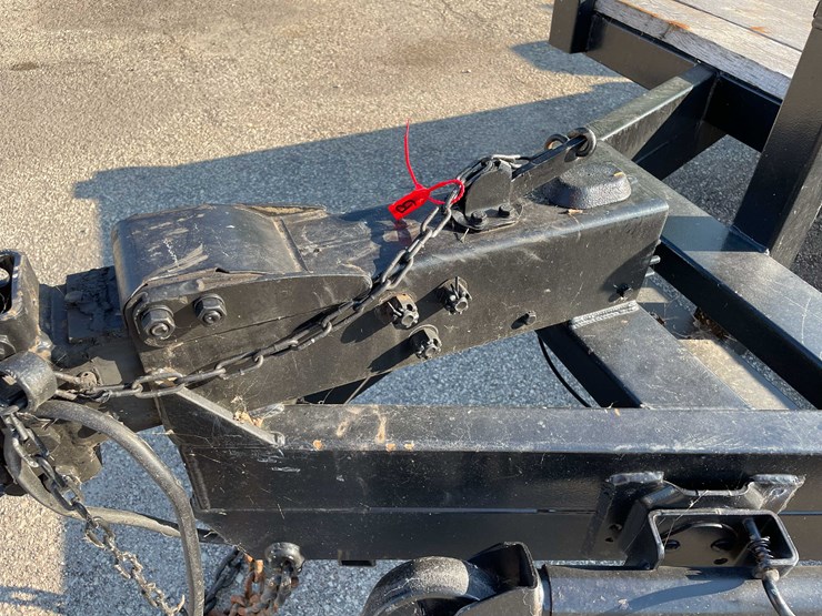 #1975-•-16'-flatbed-trailer-(has-wi-title)-(of)-image-9