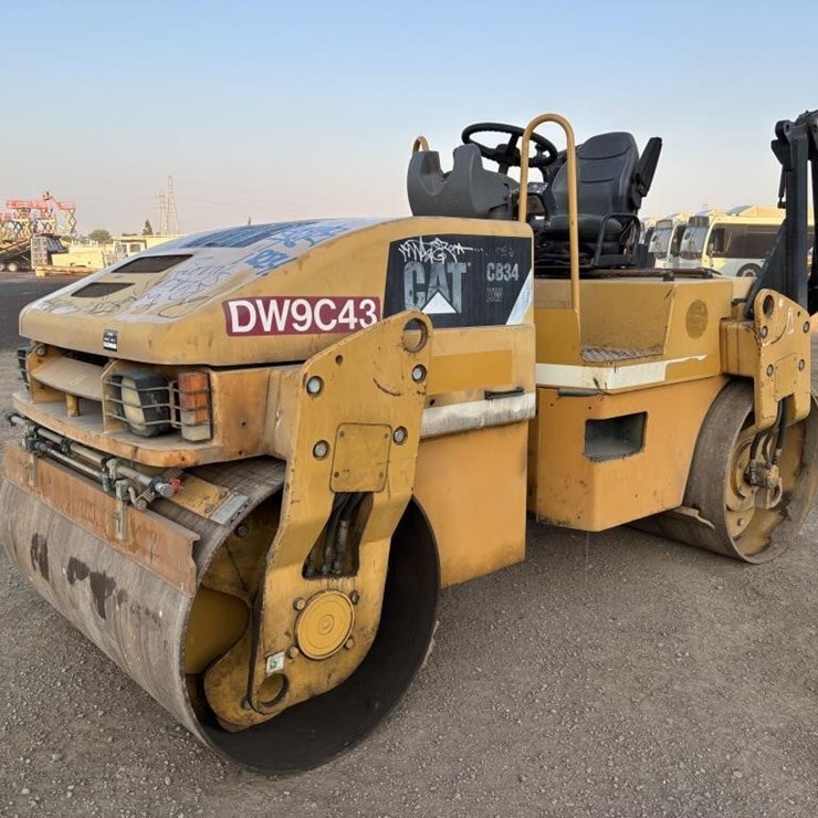 CATERPILLAR CB34