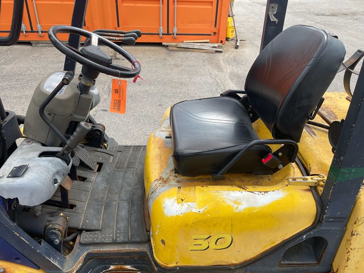 #1982-•-komatsu-forklift-(o4)-image-21