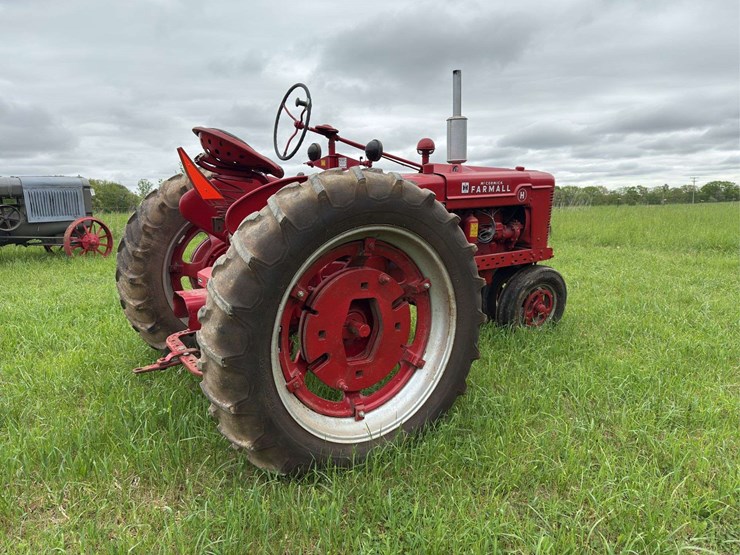 farmall-h-image-3
