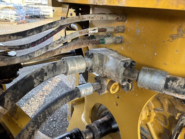 2017-caterpillar-950m-image-28
