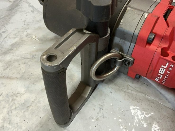 #103-•-milwaukee-1”-d-handle-high-torque-impact-wrench-image-9