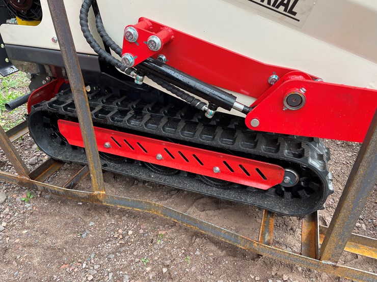 #8162-•-agt-stand-on-self-loading-crawler-dumper-image-15