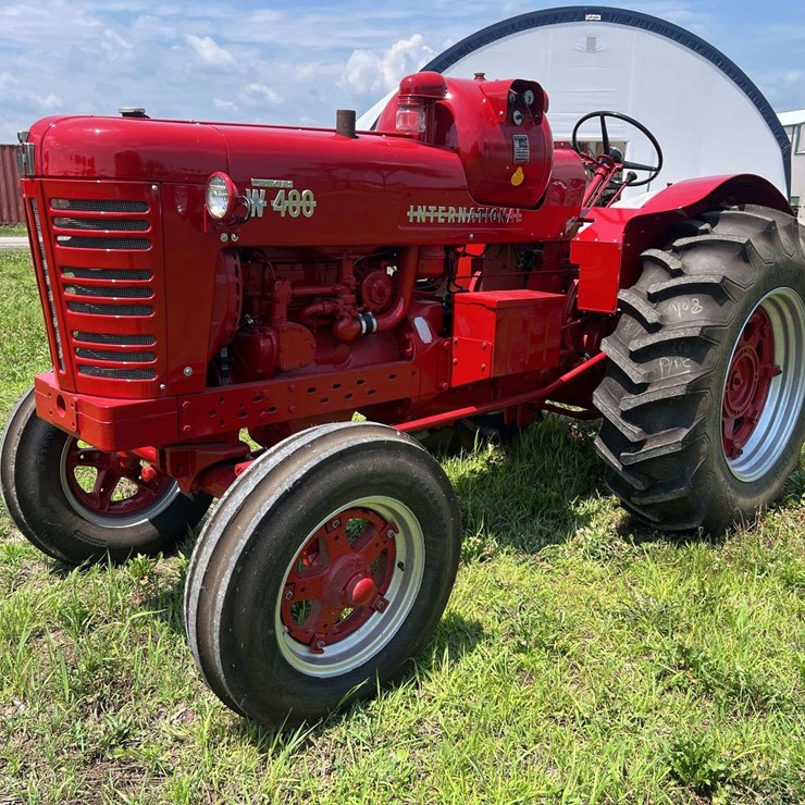 INTERNATIONAL W400