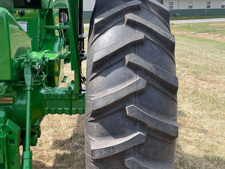 john-deere-4020-image-42