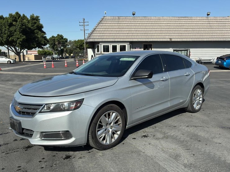 2018-chevrolet-impala-sedan-image-1