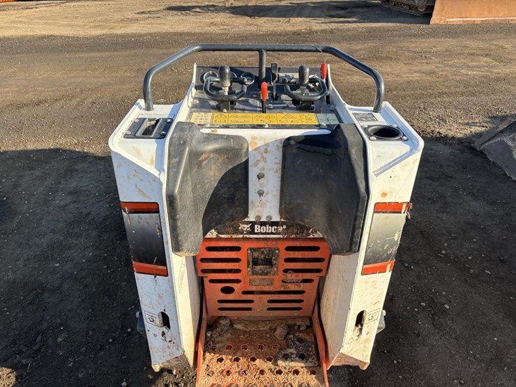 2023-bobcat-mt100-image-18