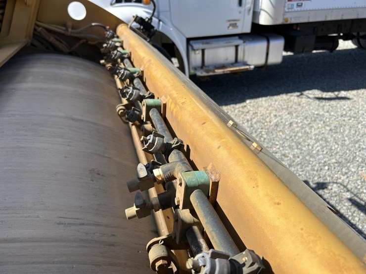 caterpillar-cb54-image-47