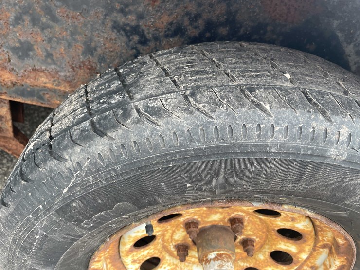 #1974-•-2015-load-trail-18'-trailer-(has-wi-title)-image-19