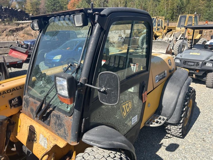 2009-jcb-527-55-image-35