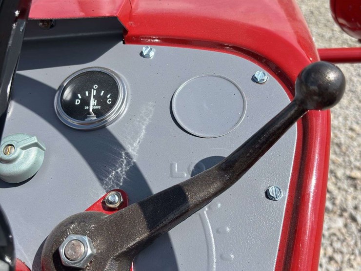 farmall-240-image-36