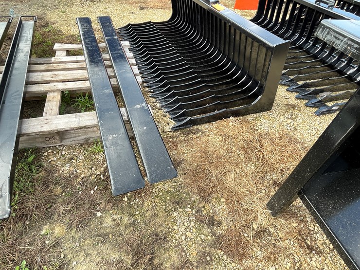 #3013-•-set-of-7'-pallet-fork-extensions-image-3