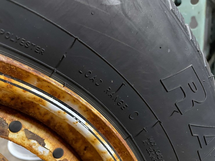 #5527-•-5-lug-trailer-spare-tire-(cw)-image-7