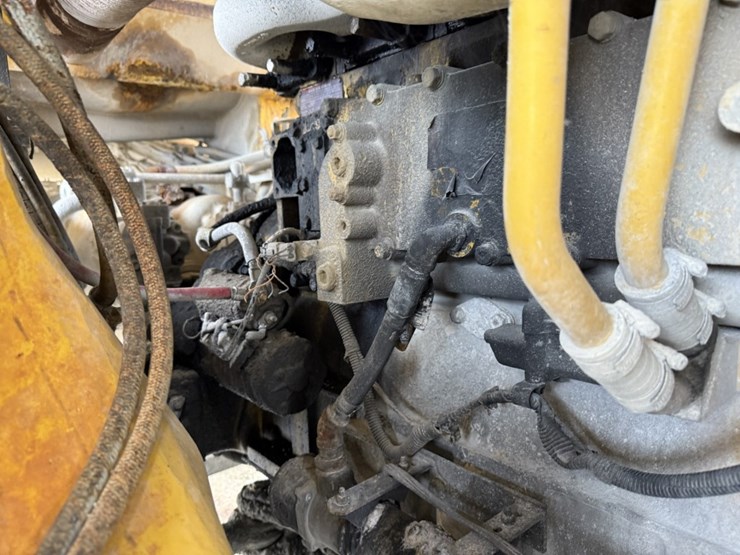 komatsu-hd465-5-image-90