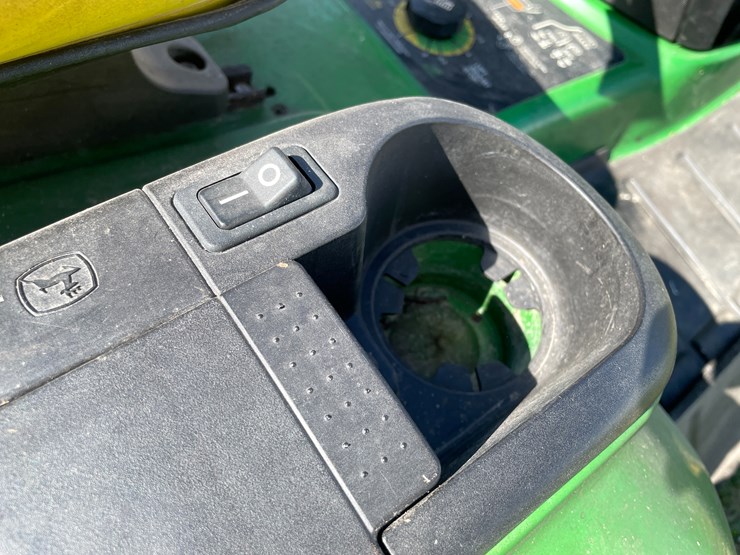 john-deere-x465-image-24