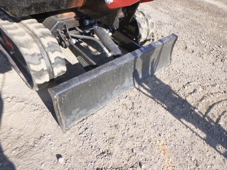 2025-tpm-16-hydraulic-excavator-image-16