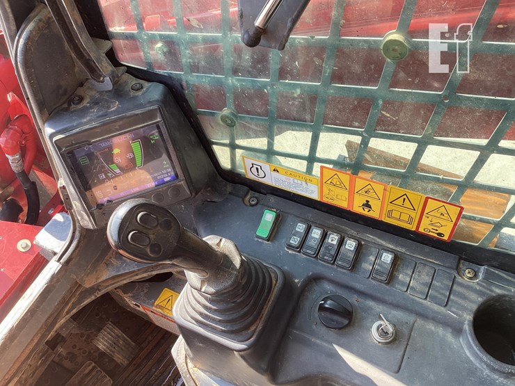 2021-takeuchi-tl10v2-image-14