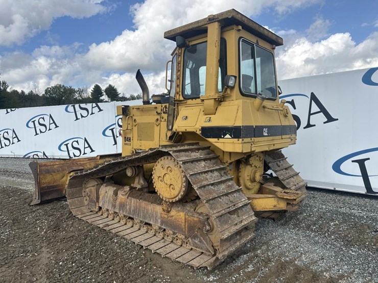 caterpillar-d4h-image-3