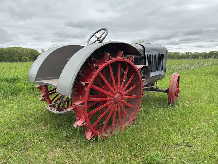 mccormick-deering-22-36-image-7