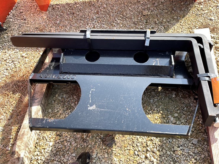 #3039-•-mini-universal-attach-pallet-forks-and-mast-image-6