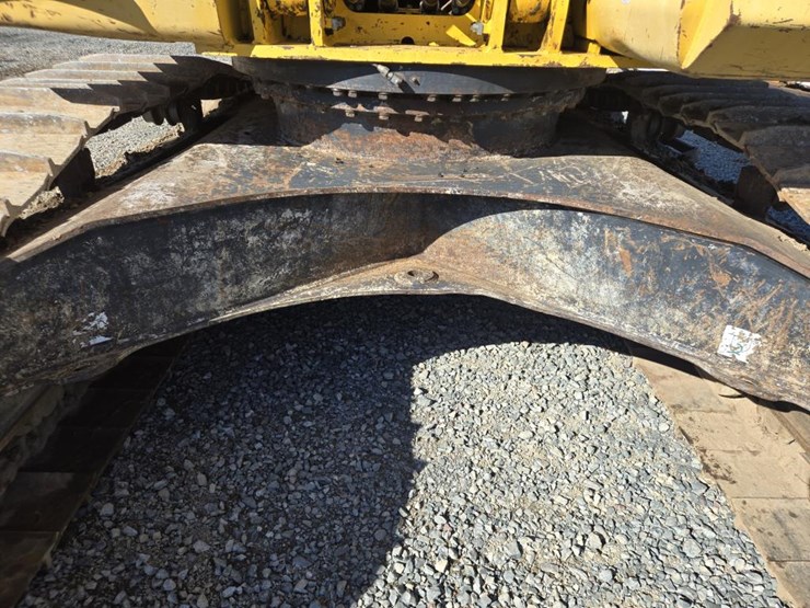 komatsu-pc210-lc-10-image-47