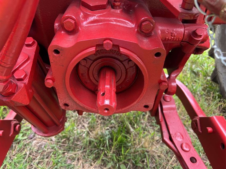 farmall-560-diesel-image-50