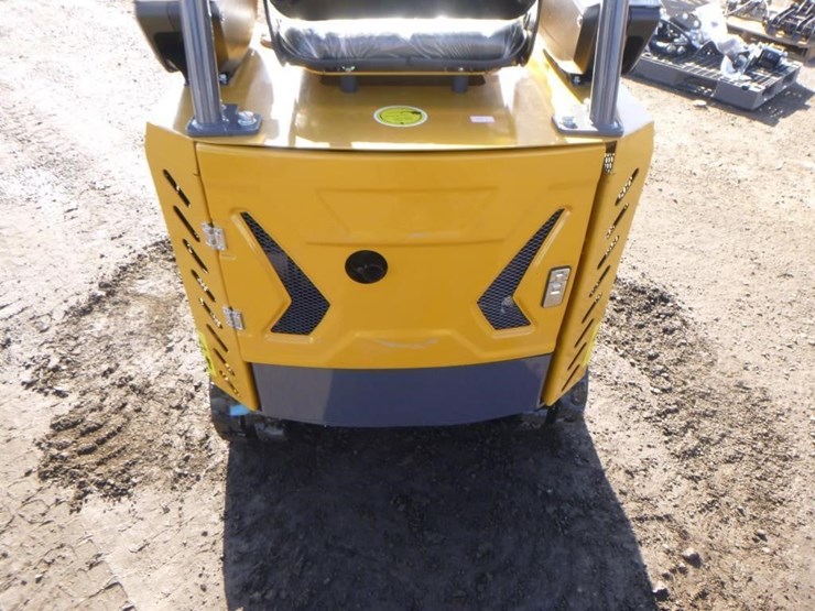 2025-agt-mx12rx-hydraulic-excavator-image-17