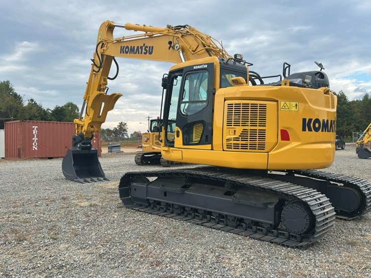 2021-komatsu-pc228-image-3