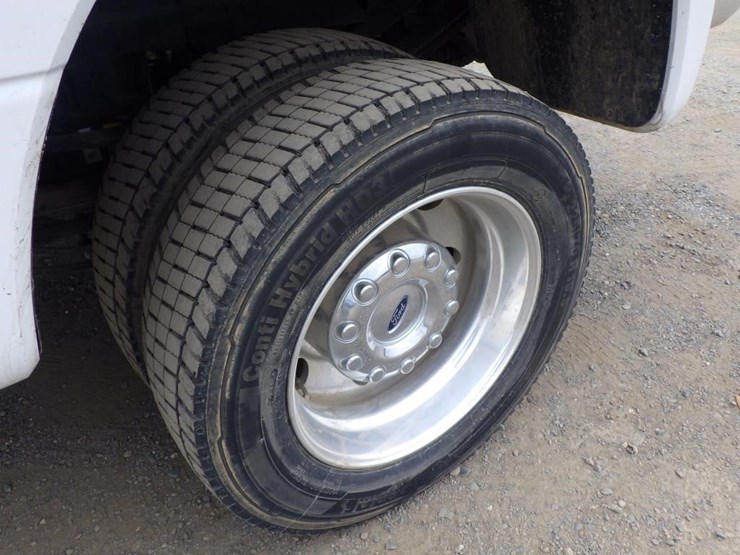 2019-ford-f450-image-17
