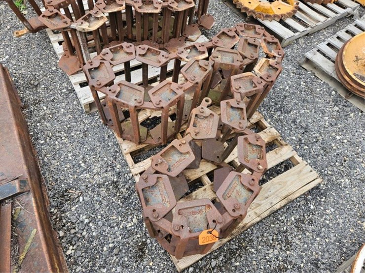 #2039-•-grouser-12"-steel-skid-steer-tracks-image-11