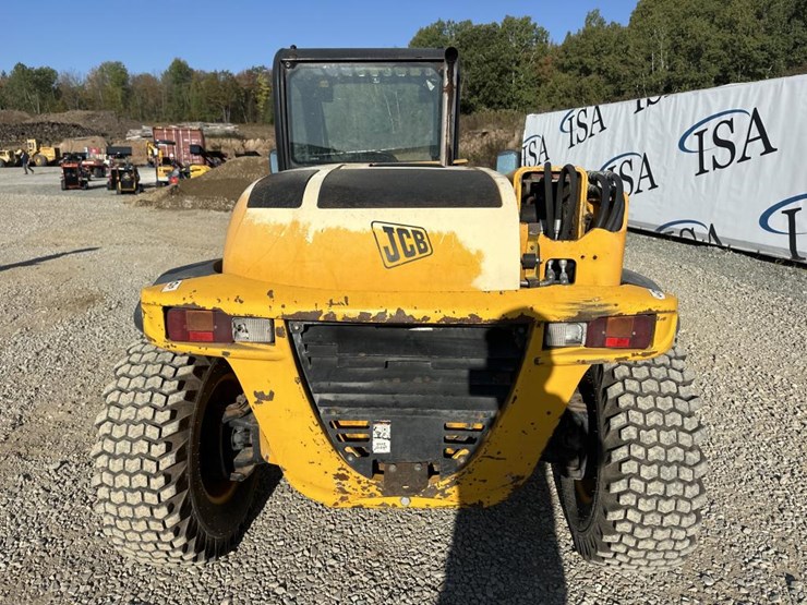 2009-jcb-527-55-image-4