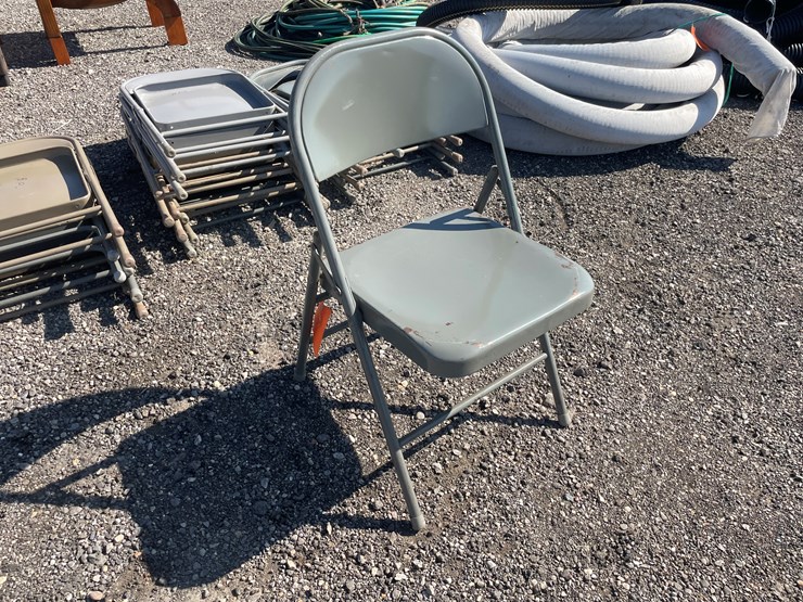 #6645-•-(15)-metal-folding-chairs-image-10