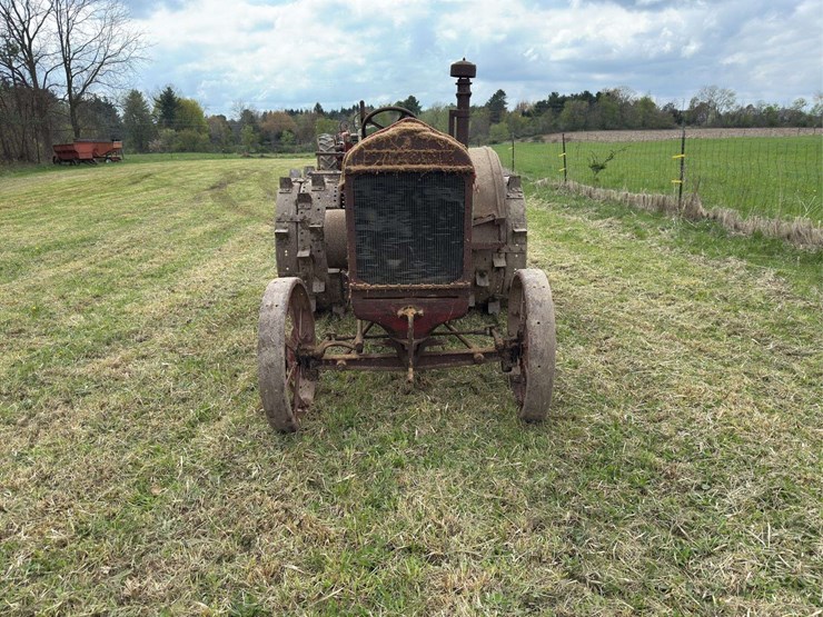 mccormick-deering-10-20-image-2