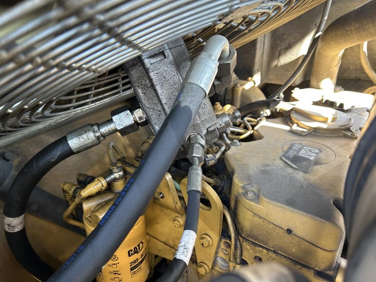 caterpillar-cb54-image-36