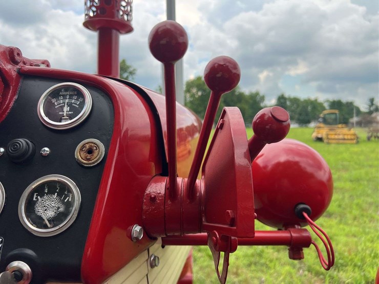 farmall-560-diesel-image-61