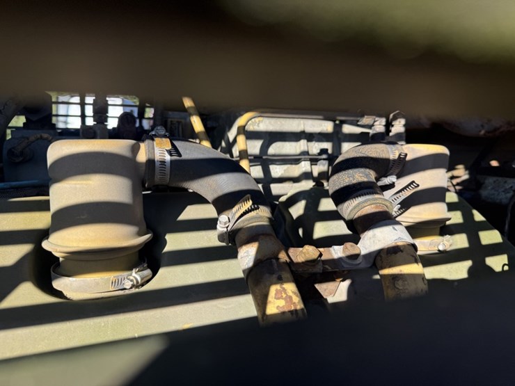 caterpillar-836-image-47