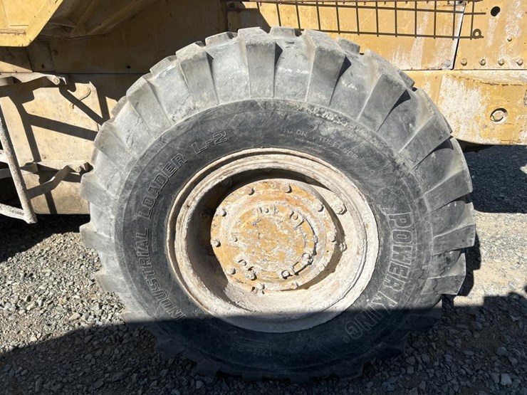 1980-caterpillar-930-image-65