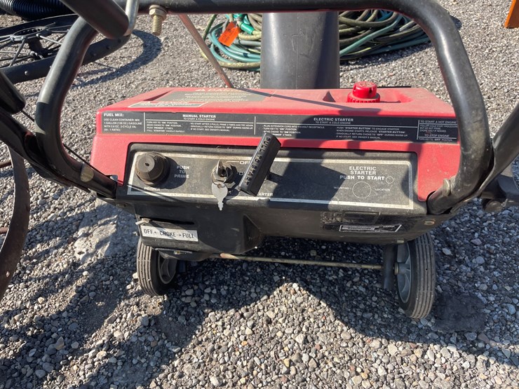 #6632-•-toro-snow-blower-image-11