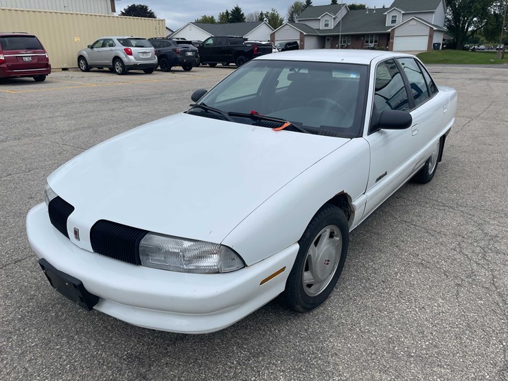 #1972-•-1996-oldsmobile-achieva-sl-sedan-(has-wi-title)-image-1