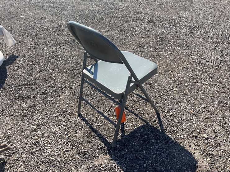 #6645-•-(15)-metal-folding-chairs-image-23