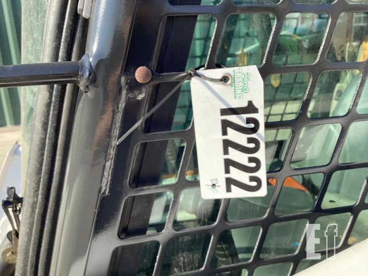 2008-bobcat-t300-image-23