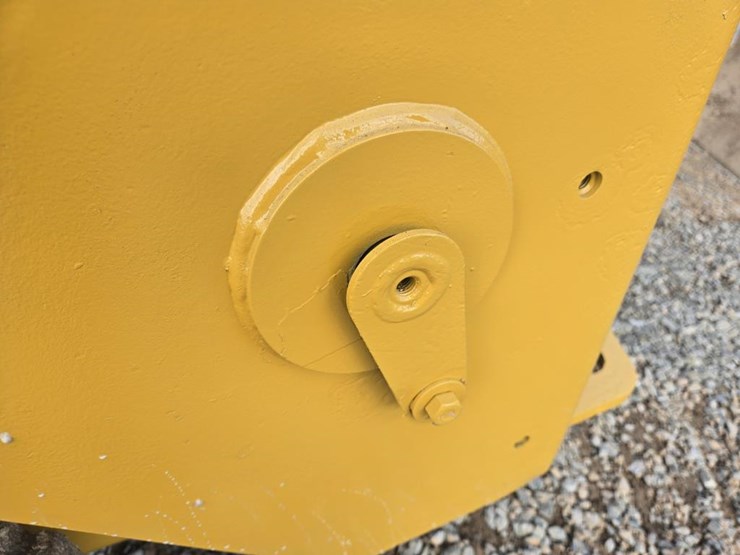 caterpillar-242d3-image-26