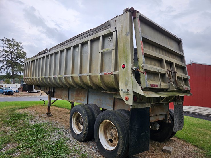 1977-fruehauf-28'-end-dump-image-11