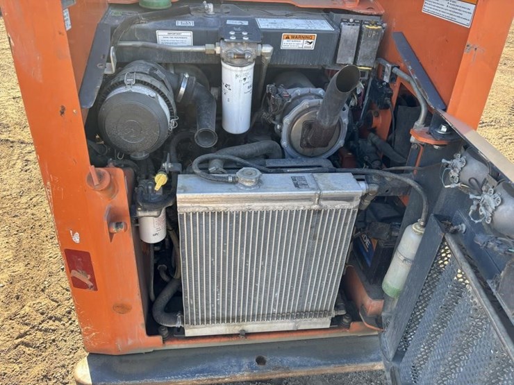 2019-gehl-rt105-image-29