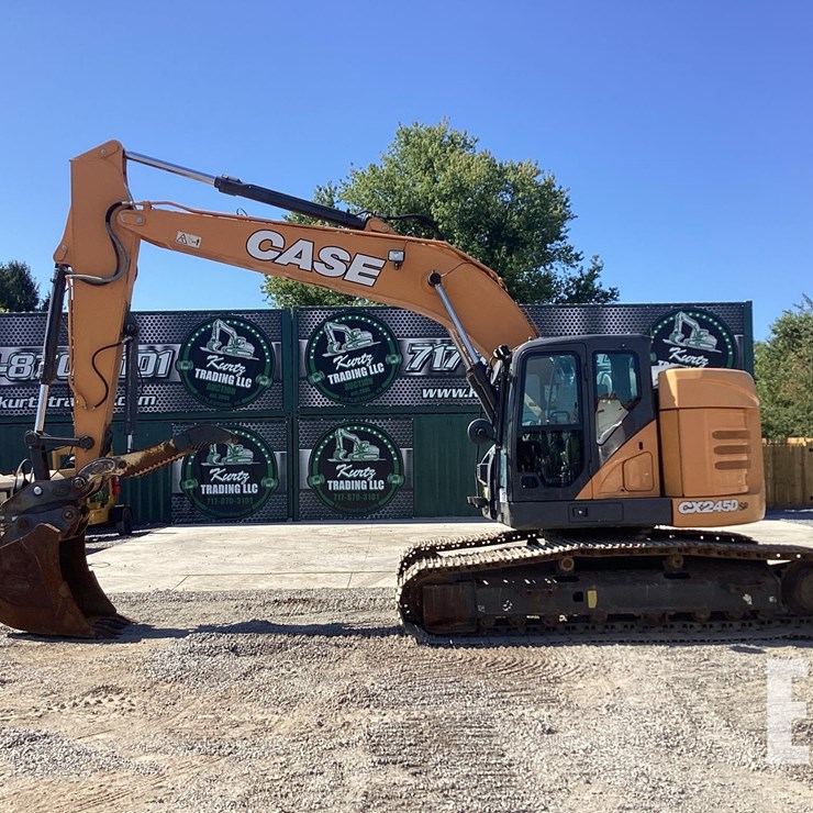 2020 CASE CX245DSR