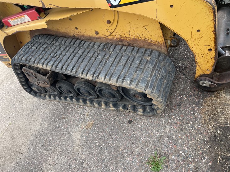 2002-caterpillar-257-image-25